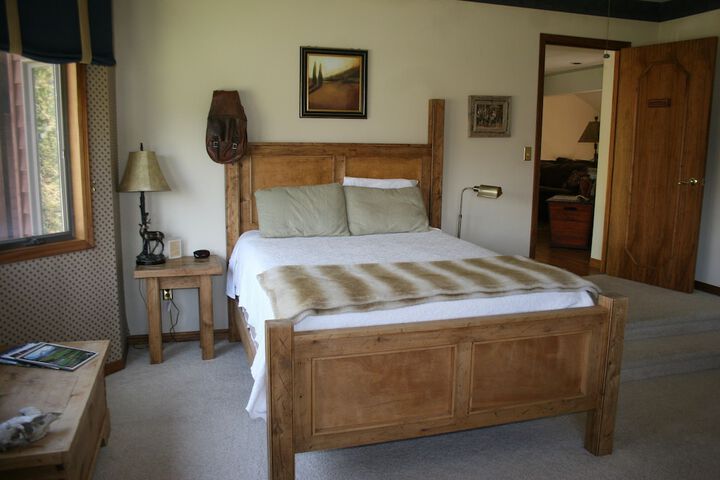 Room 11 of 33