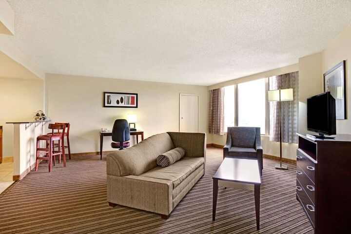 Room 15 of 39