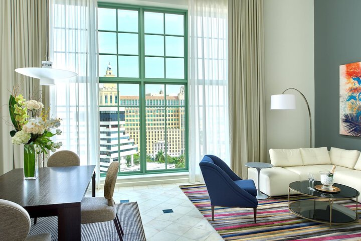 Hotel Colonnade Coral Gables Autograph Collection