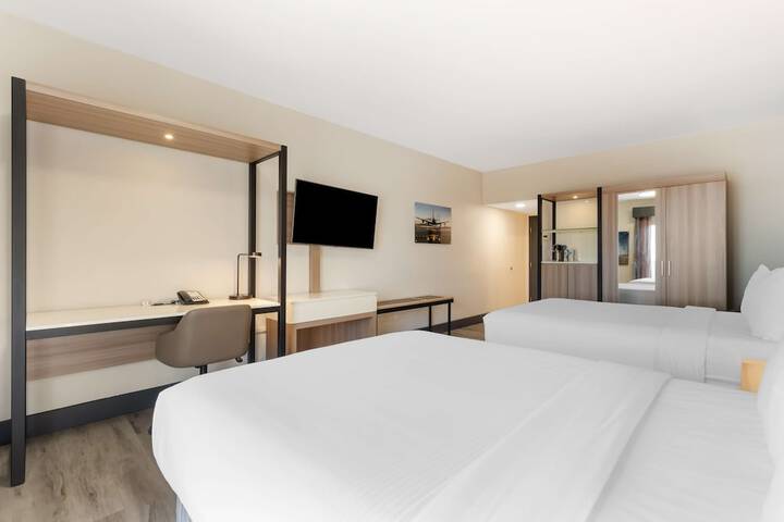 Room 13 of 24