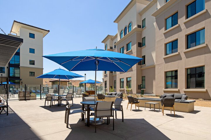 Terrace/Patio 62 of 63