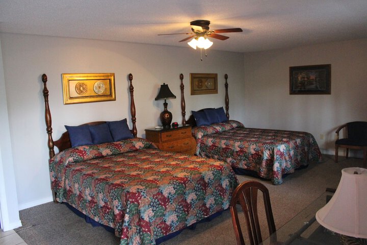 Room 81 of 219