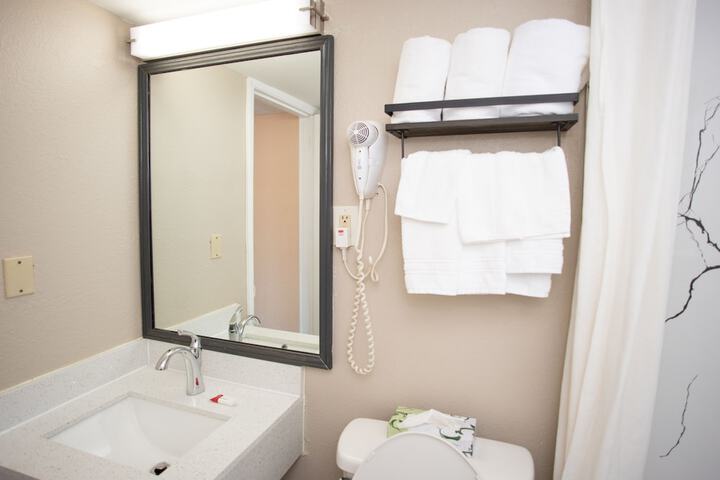 Super 8 by Wyndham Black Mountain / Asheville East