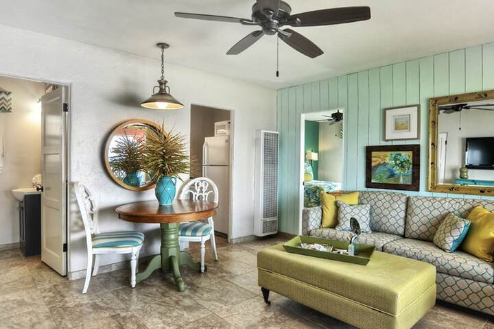 Beachcomber Inn