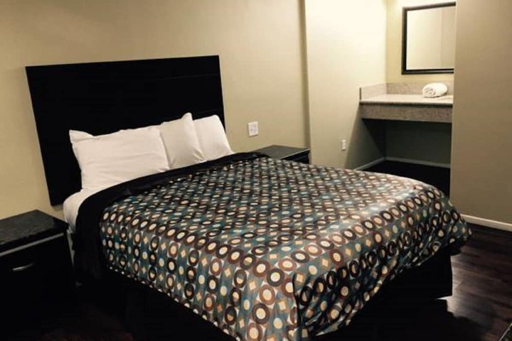 Room 21 of 36