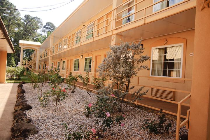 Hotel 4 of 42