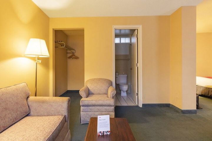 Room 55 of 84