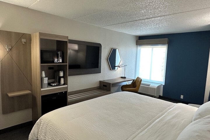 Room 19 of 45