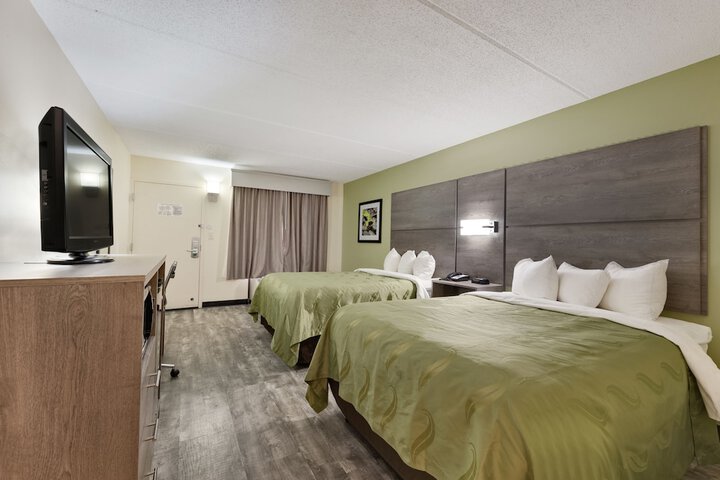 Room 15 of 20