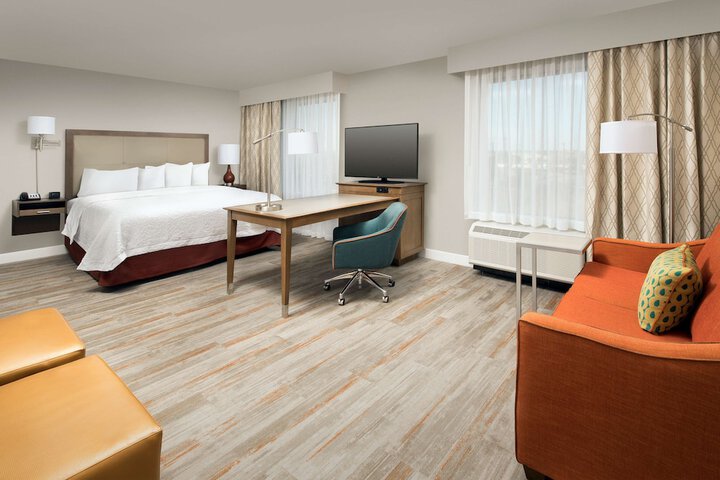 Room 18 of 27