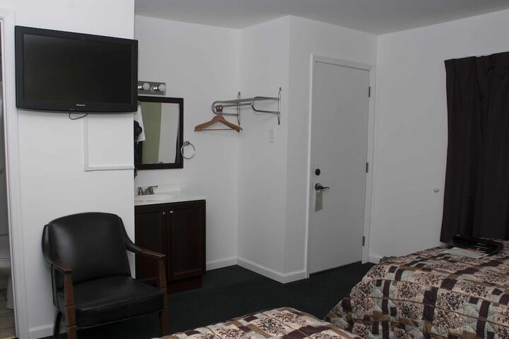 Room 36 of 43