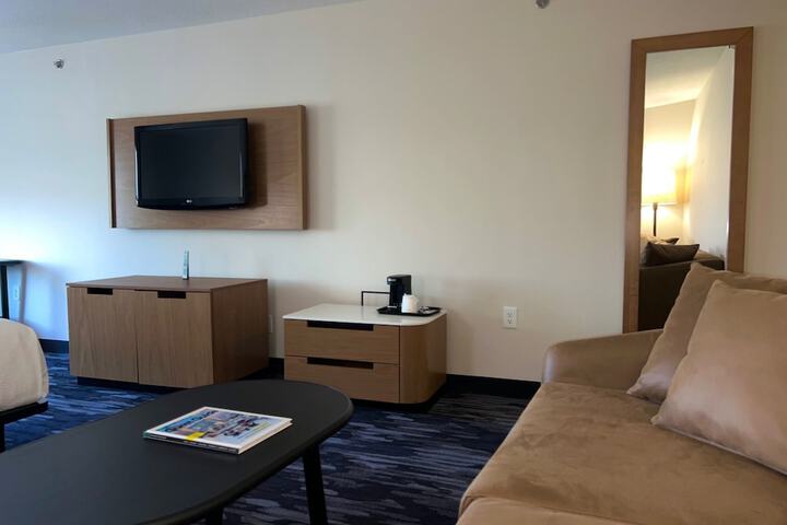 Room 12 of 17