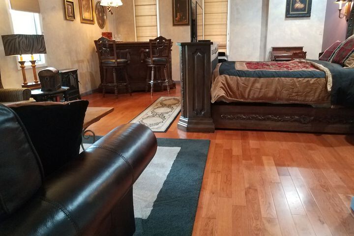Room 15 of 25