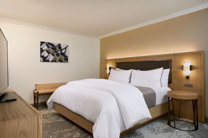 Room 34 of 130