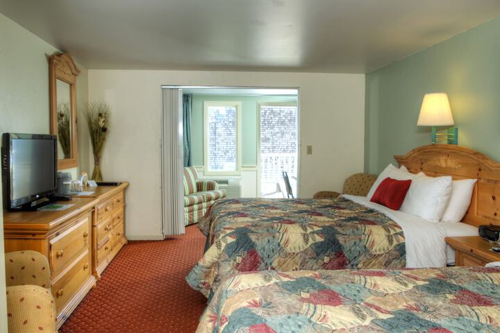 The Corsair & Cross Rip Oceanfront Resort