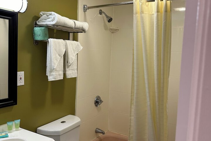Room 13 of 29