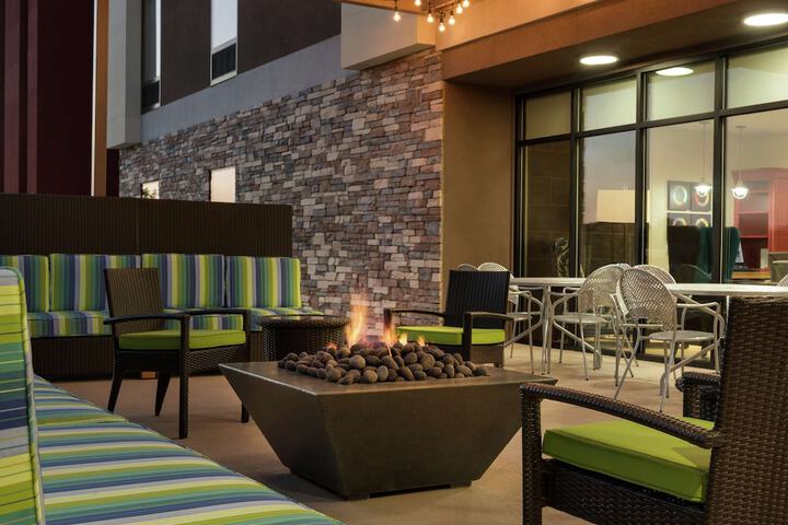 Terrace/Patio 27 of 29