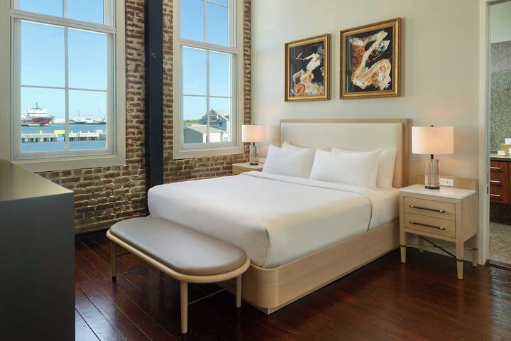 The Tremont House Galveston, a Tribute Portfolio Hotel