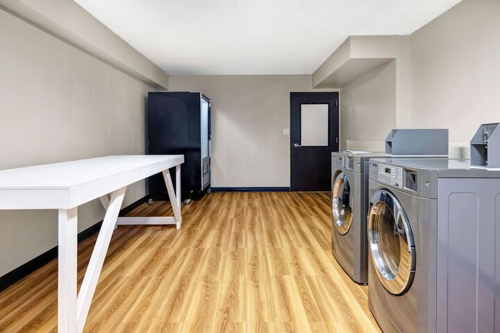Room 15 of 19