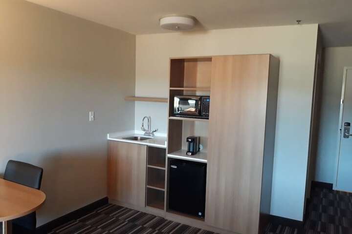 Microtel Inn & Suites by Wyndham Woodland Park