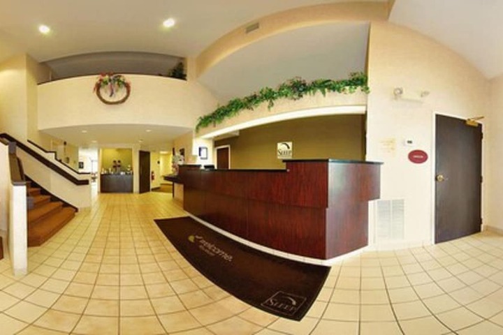 Sleep Inn & Suites of Lancaster County
