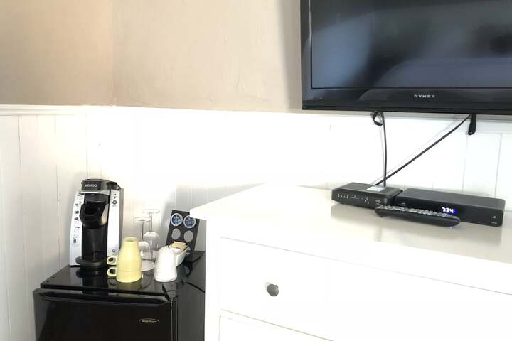 Room 25 of 74