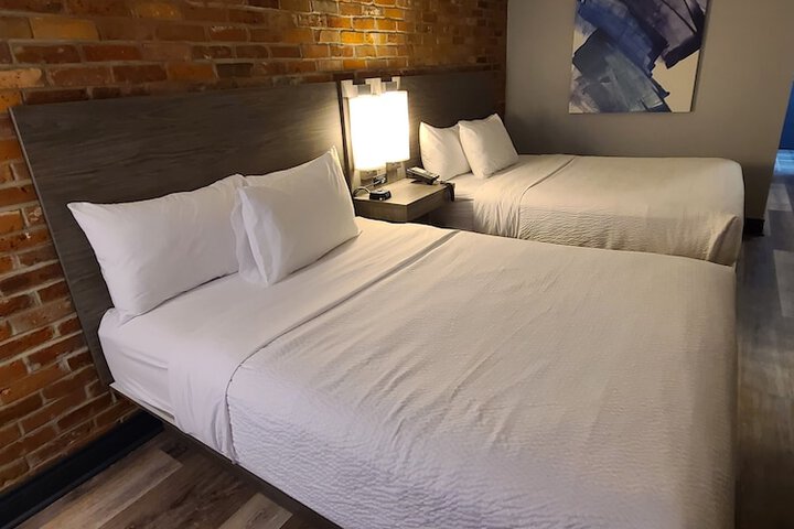 Room 13 of 53