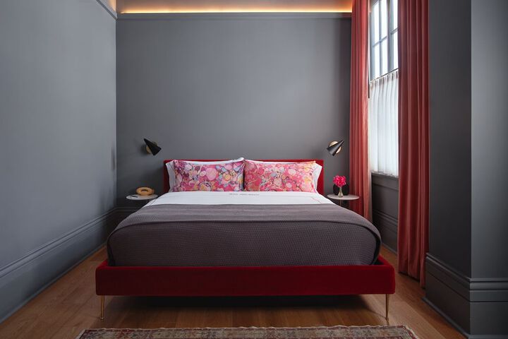 Room 19 of 51