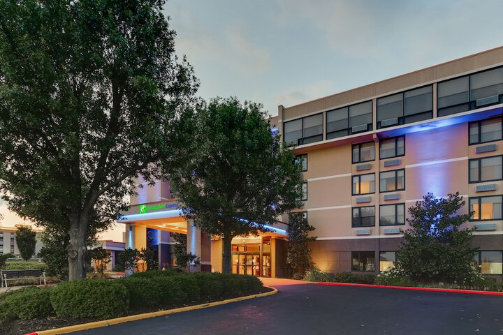 Holiday Inn Express Aberdeen by IHG