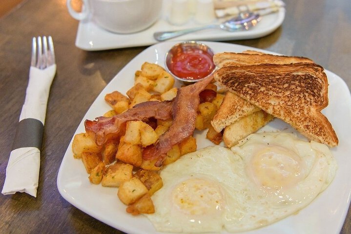 Breakfast/Coffee Service 34 of 42