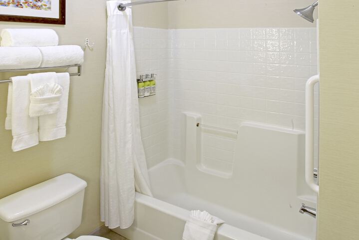 Room 18 of 39