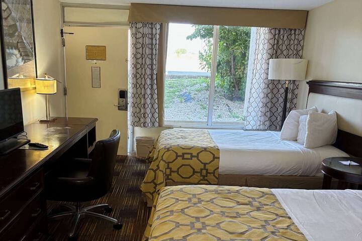 Room 19 of 29