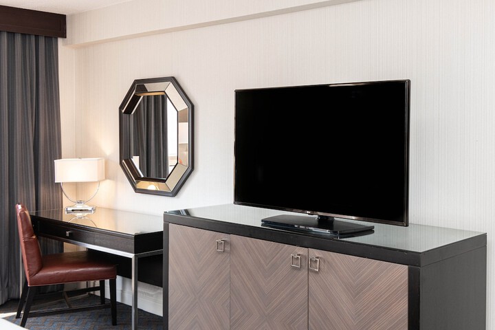 Room 28 of 110