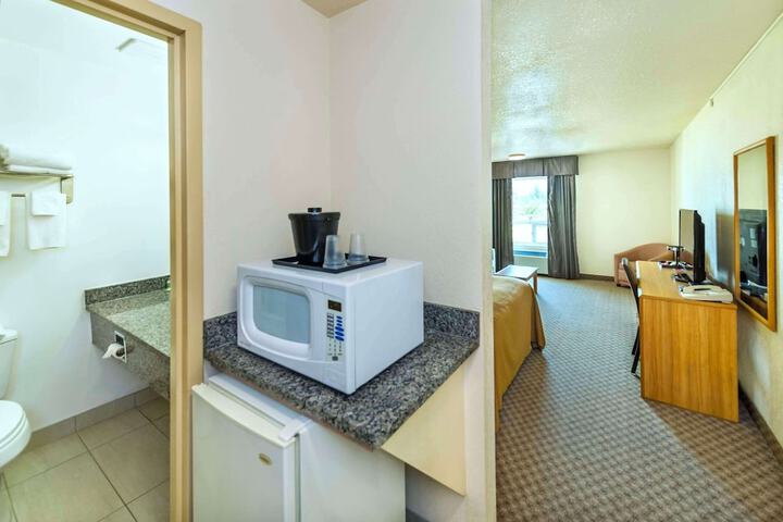 Room 40 of 72