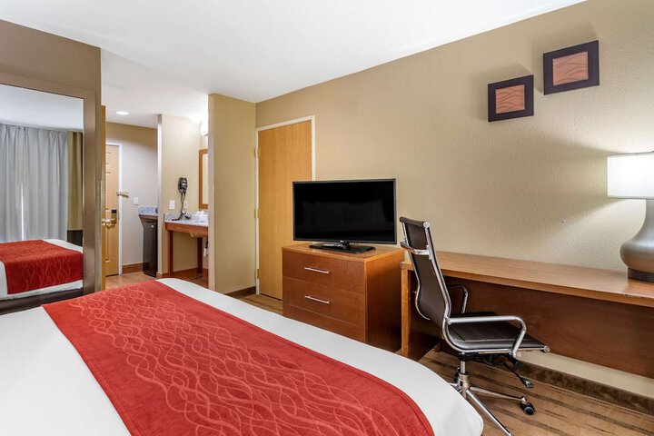 Room 46 of 90