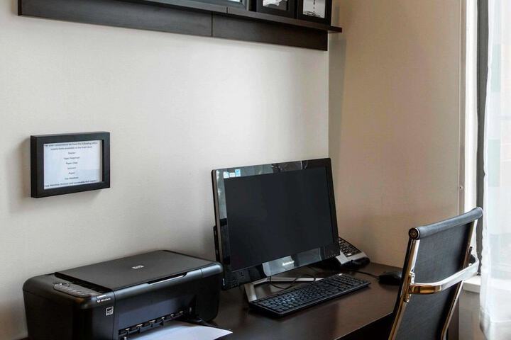 Business Center 33 of 33