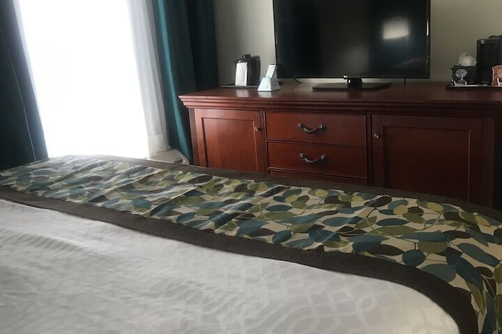 Room 30 of 42