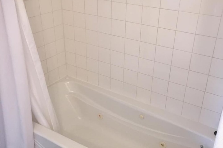 Hot Tub 155 of 173