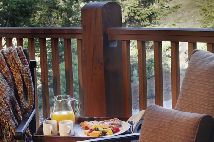 Headwaters Private Residences at Eagle Ranch Resort