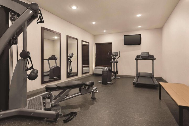 Country Inn & Suites by Radisson Bryant (Little Rock), AR