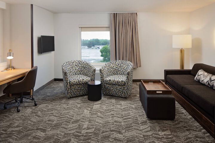 Room 13 of 22