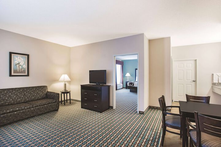 Room 12 of 28