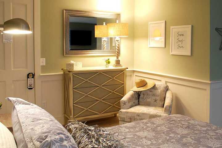 Room 89 of 142