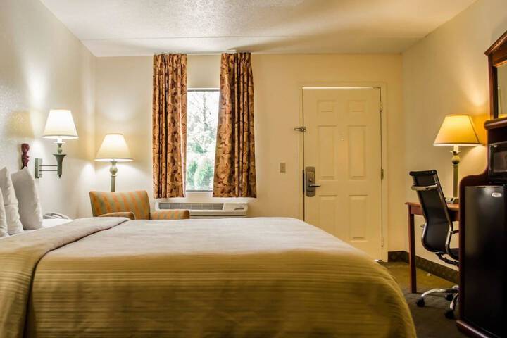 Room 16 of 39