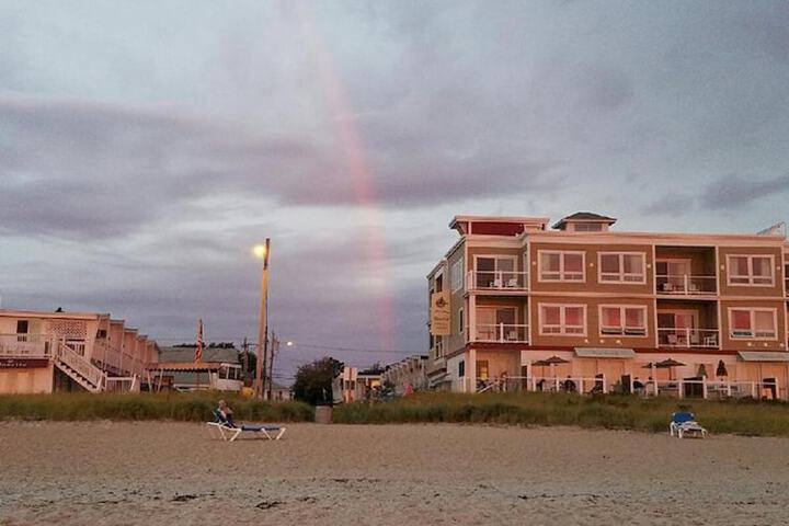 Alouette Beach Resort