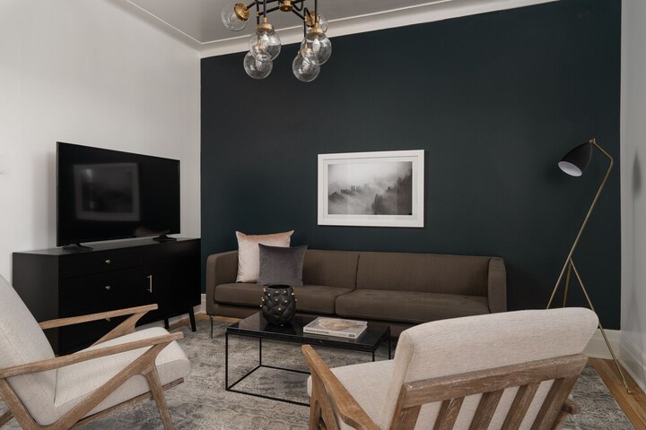 Room 13 of 25