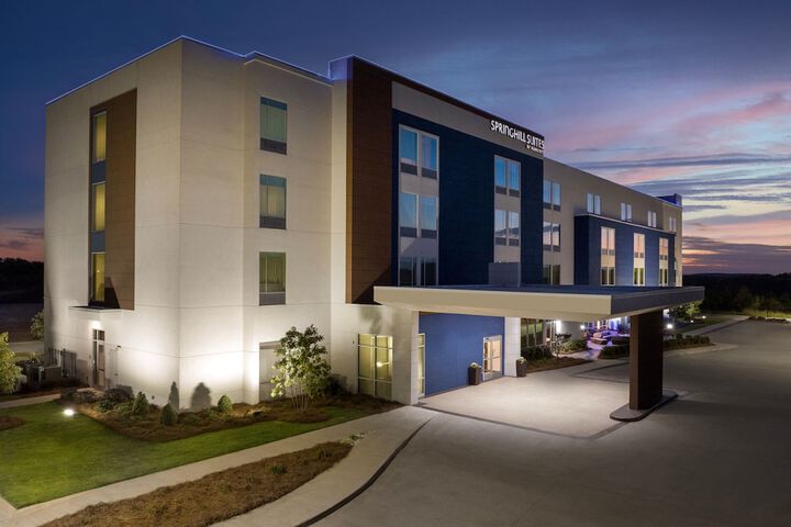 Hotel 2 of 33