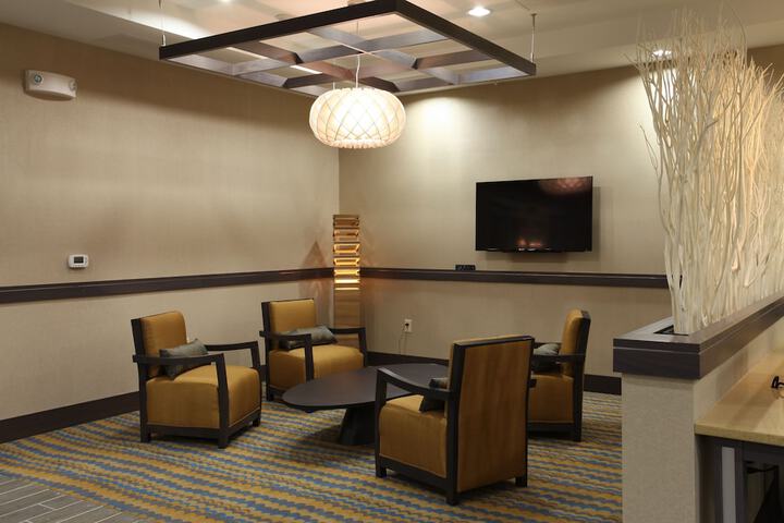 Hotel 4 of 27