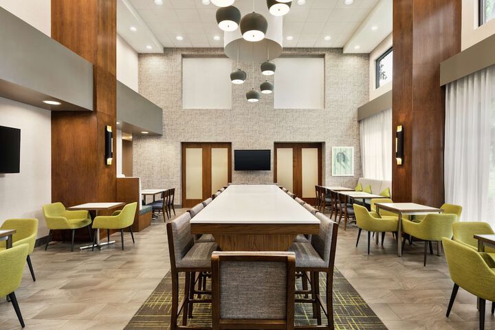 Hampton Inn & Suites Tacoma / Puyallup