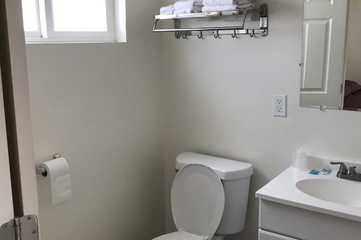 Room 15 of 16